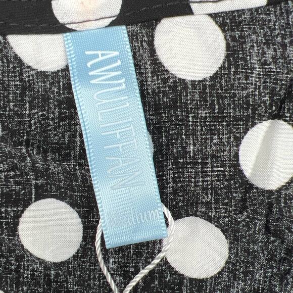 Women's Medium Black Polk Dot Short Sleeve V Neck Loose Chiffon Blouse Top - Picture 2 of 6